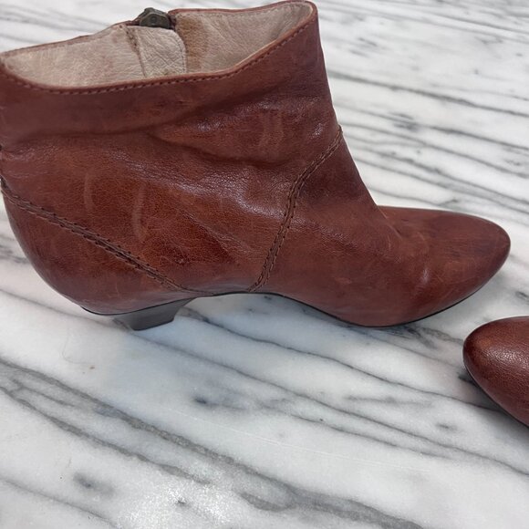 Frye & Co Cody Leather Steffi Zip Ankle Boot - 8M - Picture 5 of 9